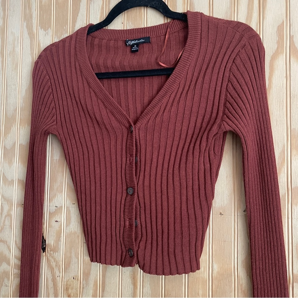 Burnt Orange V Neck Long Sleeve Button Down M